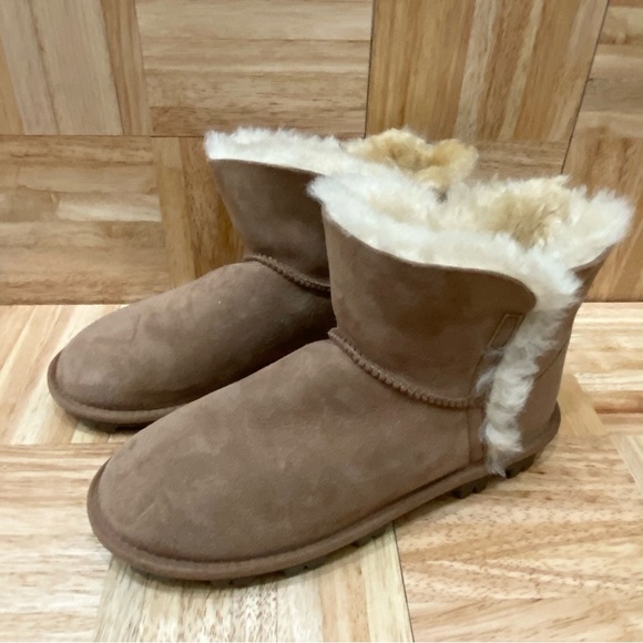 KIRKLAND Signature Genuine Sheepskin Shearling Short Boots Size 8 - Picture 2 of 12